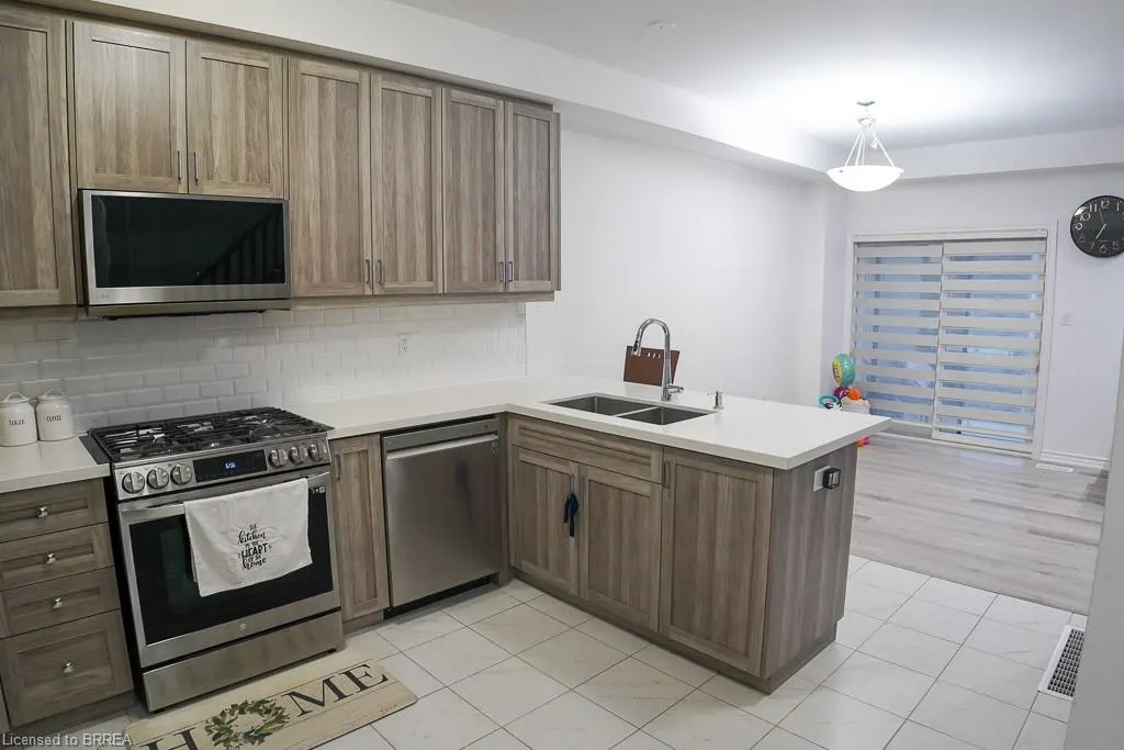 95-461 Blackburn Drive