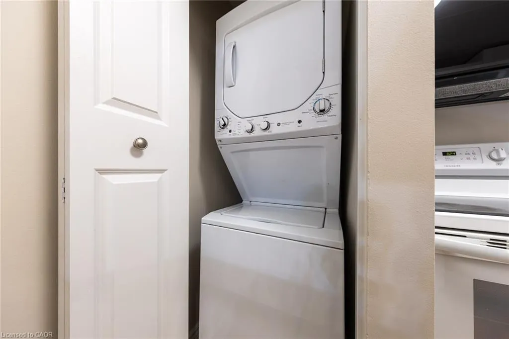 1450 Glen Abbey Gate, #722