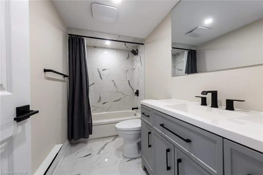 1450 Glen Abbey Gate, #722