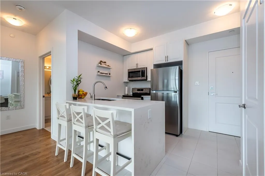 125 Shoreview Place, #539