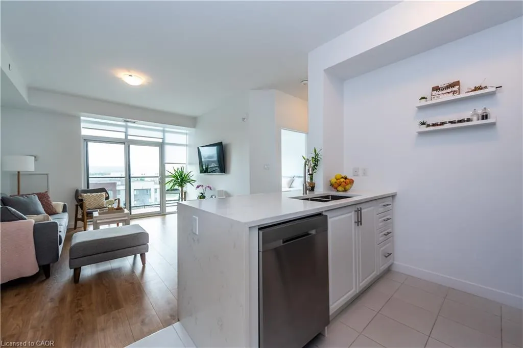 125 Shoreview Place, #539