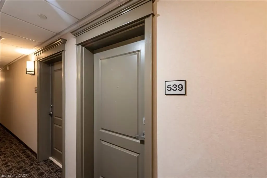 125 Shoreview Place, #539