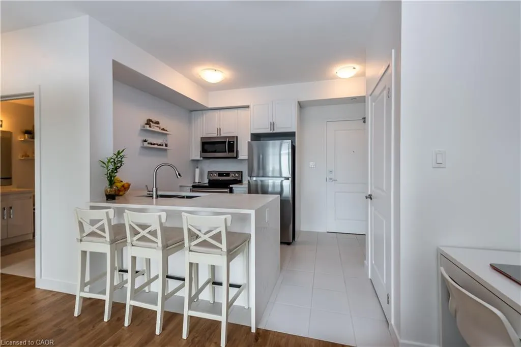 125 Shoreview Place, #539