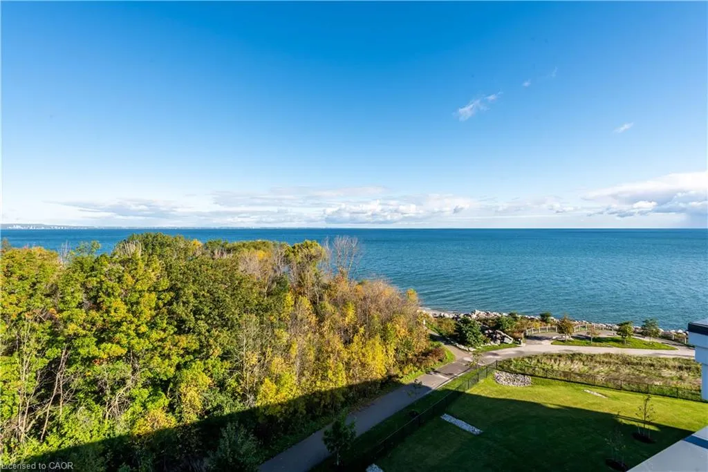 125 Shoreview Place, #539