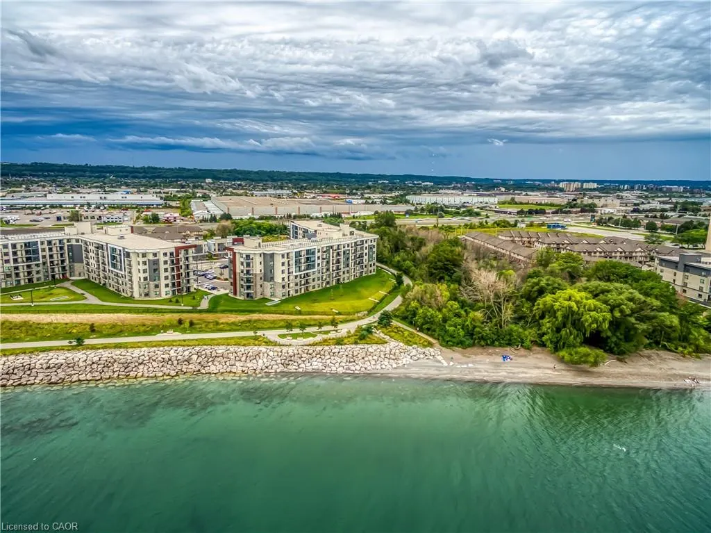 125 Shoreview Place, #539