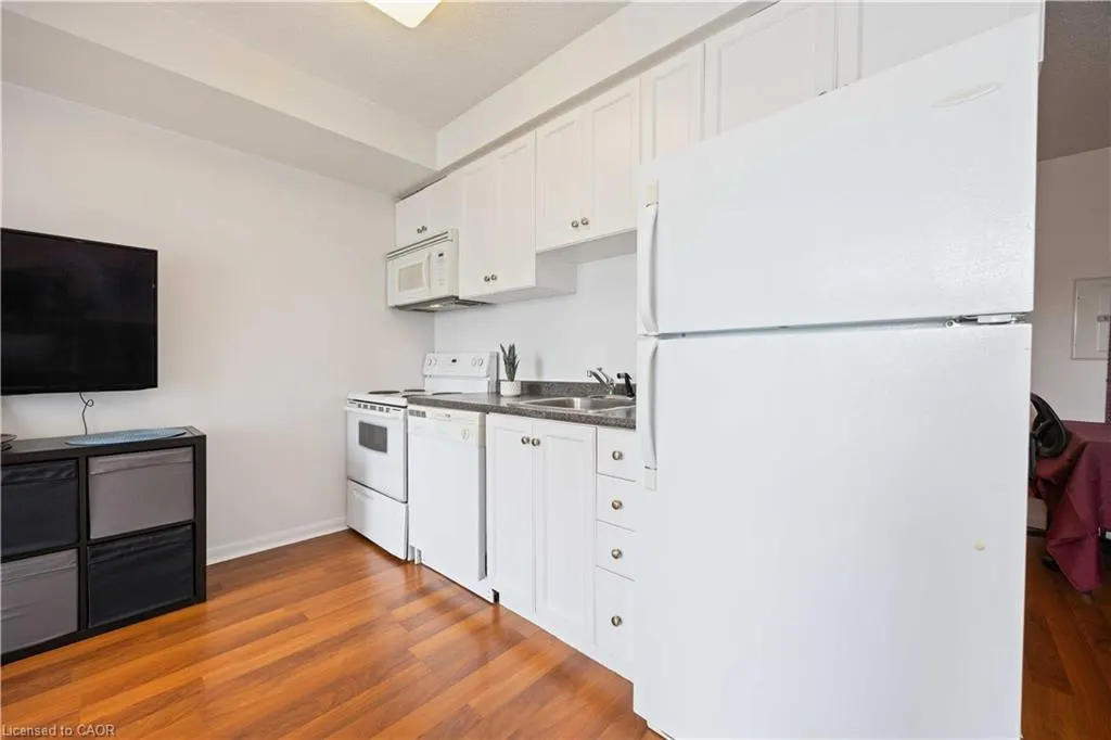 2464 Weston Road, #505