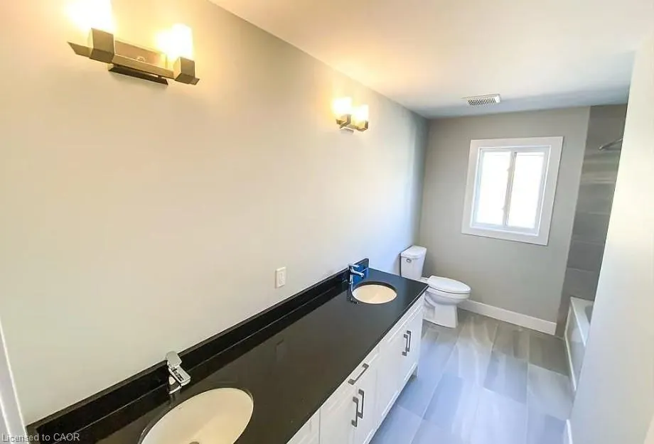 3742 Somerston Crescent Crescent