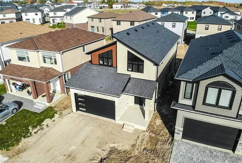 3742 Somerston Crescent Crescent