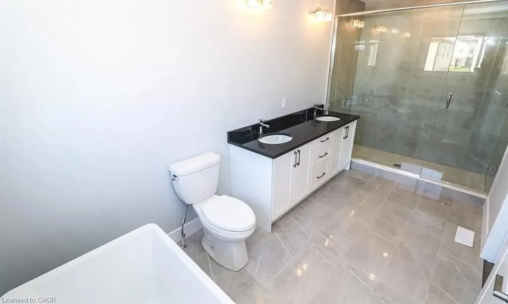 3742 Somerston Crescent Crescent