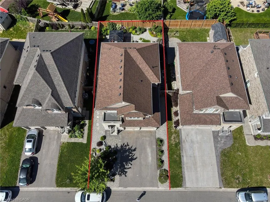130 Coopershawk Street