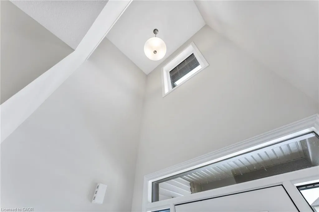 107 Starfire Crescent