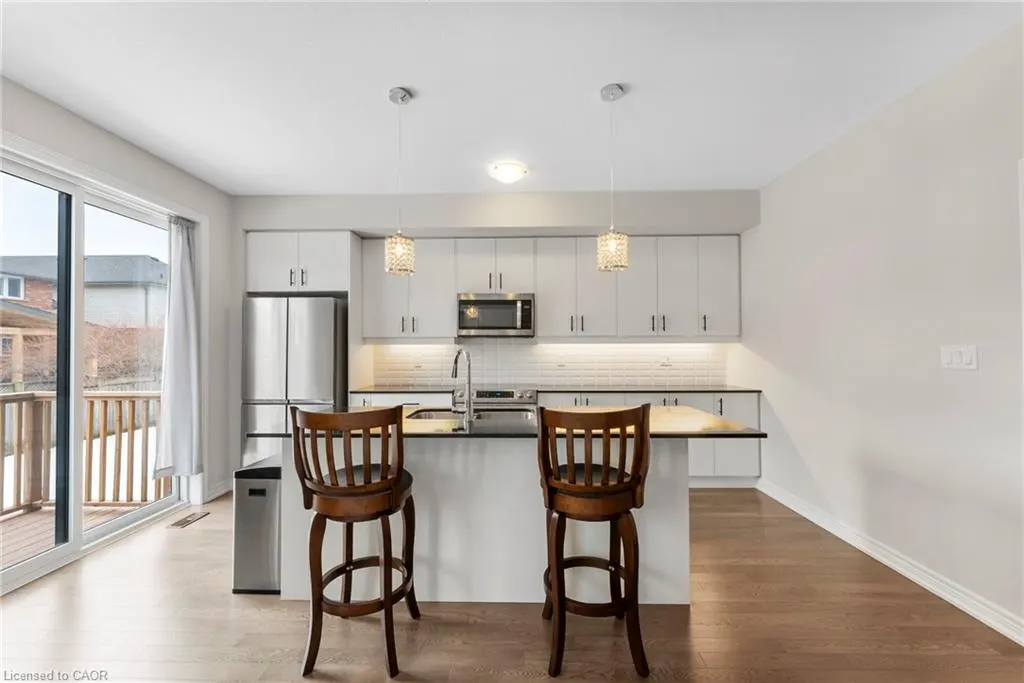 107 Starfire Crescent