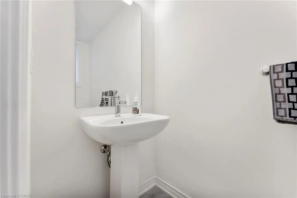 107 Starfire Crescent