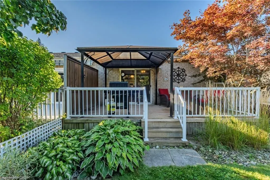 43 South Drive