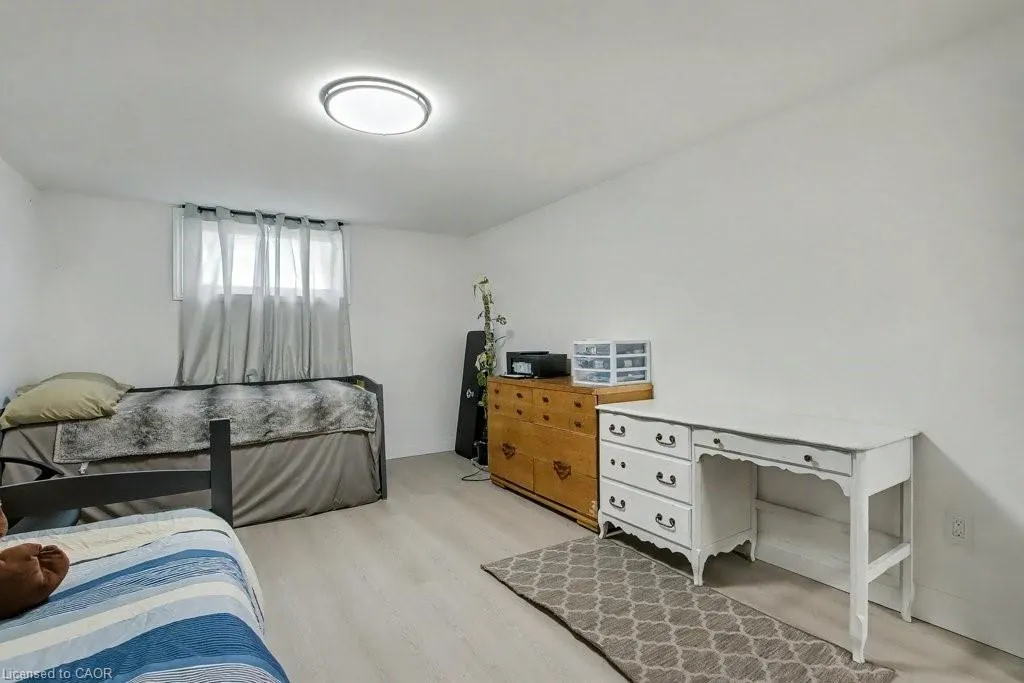 40 Tara Court