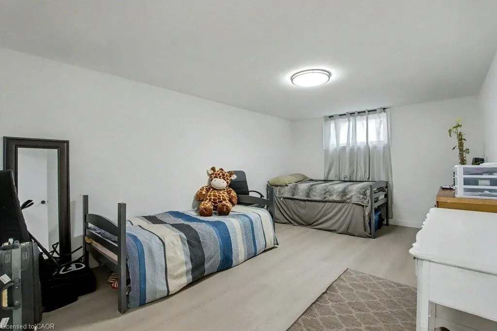 40 Tara Court