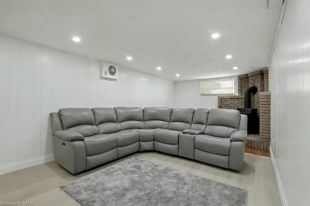 40 Tara Court