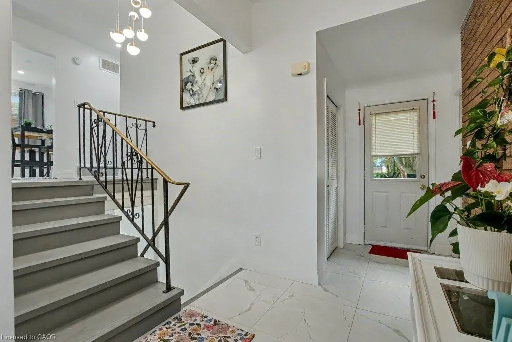 40 Tara Court