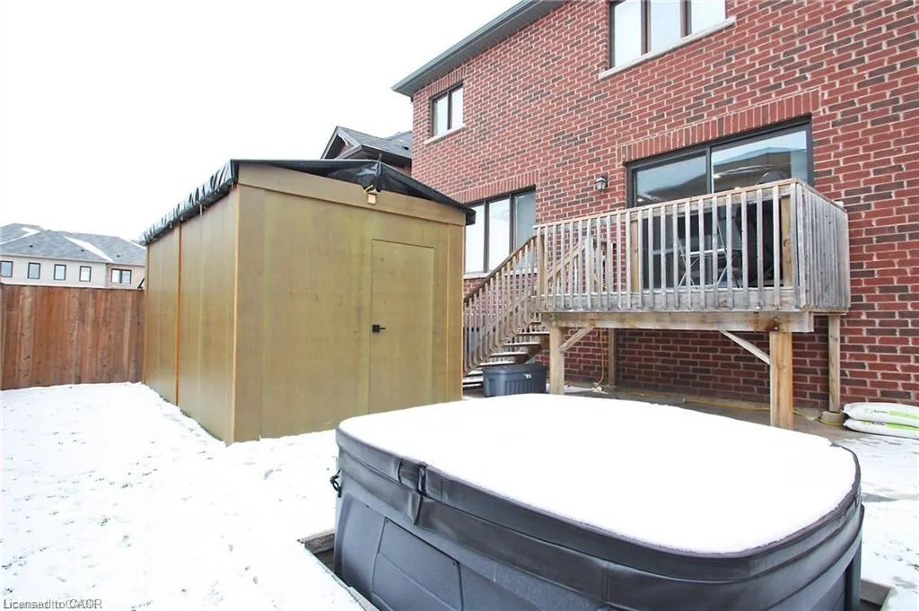 23 Scarletwood Street