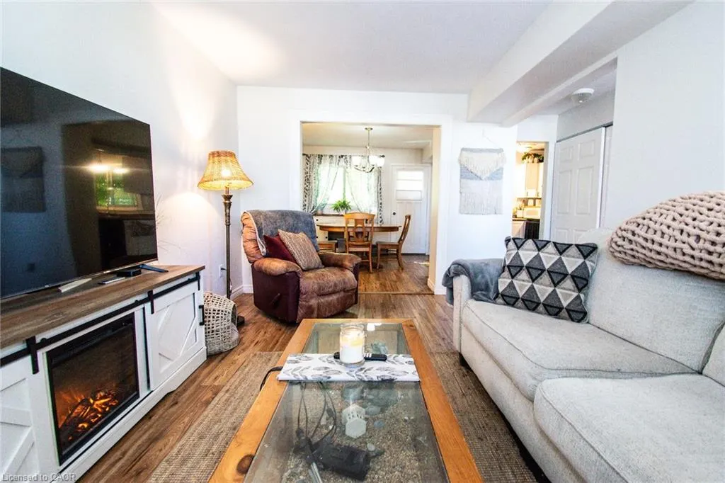 132 Lock Street W, #3