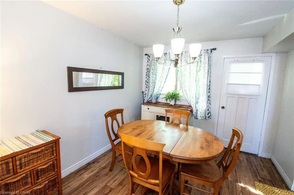 132 Lock Street W, #3