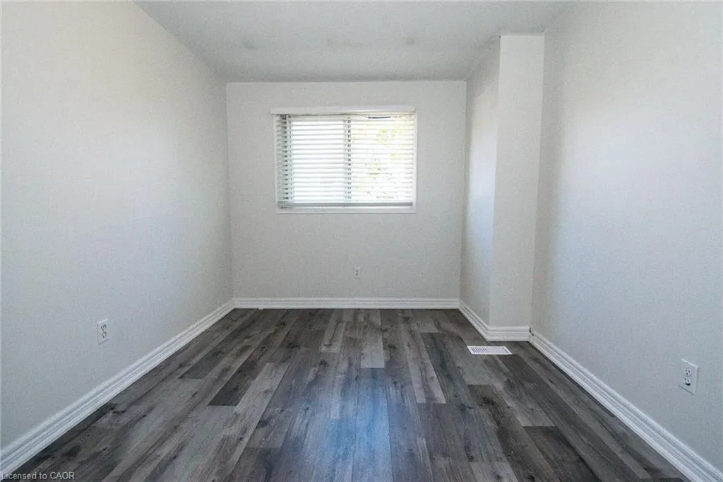 132 Lock Street W, #3