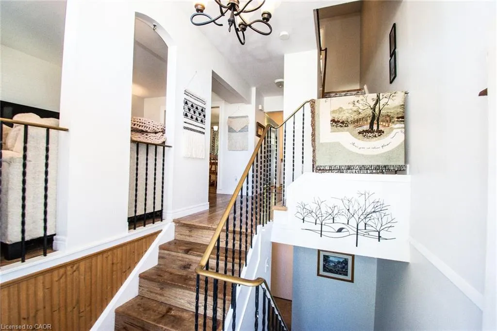 132 Lock Street W, #3