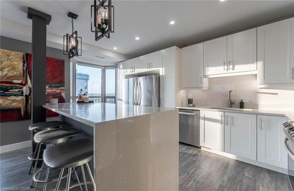 67 Caroline Street S, #1703