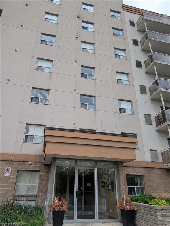 736 Old Albert Street, #706