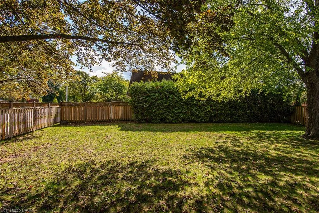 389 Dunvegan Drive