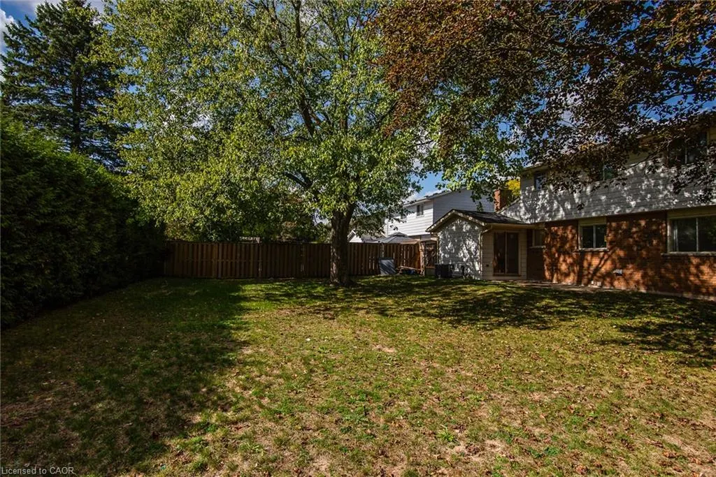 389 Dunvegan Drive
