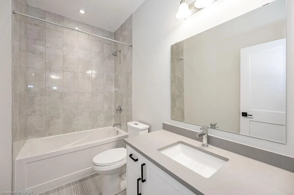 261 Woodbine Avenue, #36