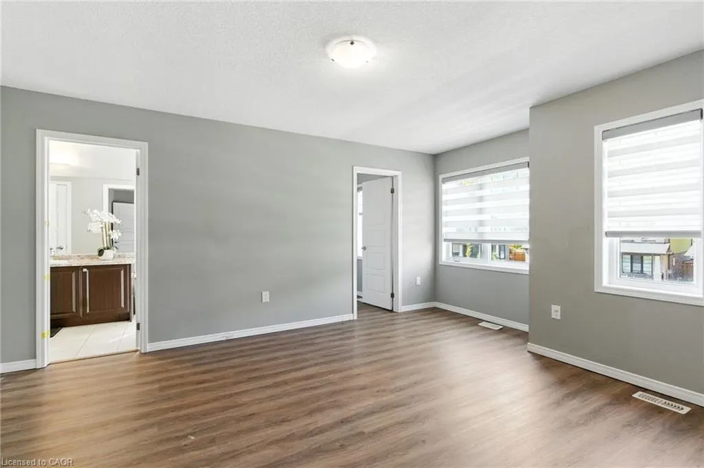 126 Cactus Crescent