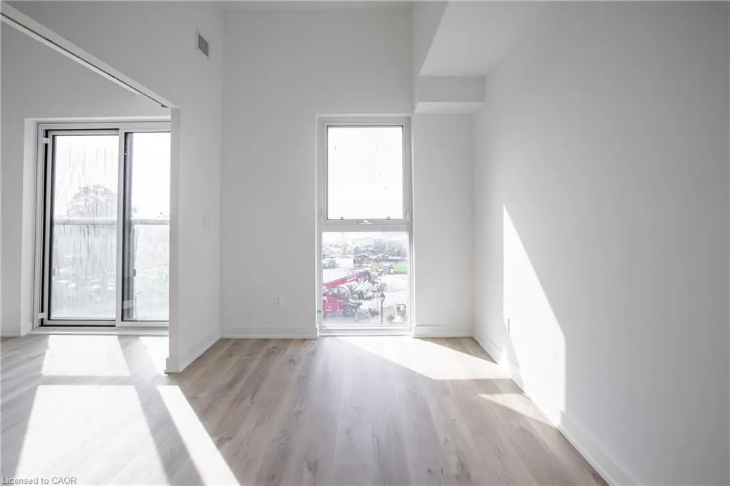 370 Martha Street, #307