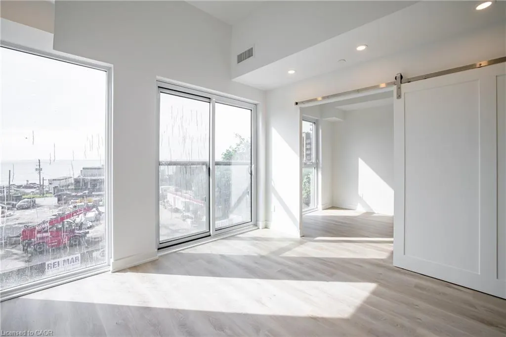 370 Martha Street, #307