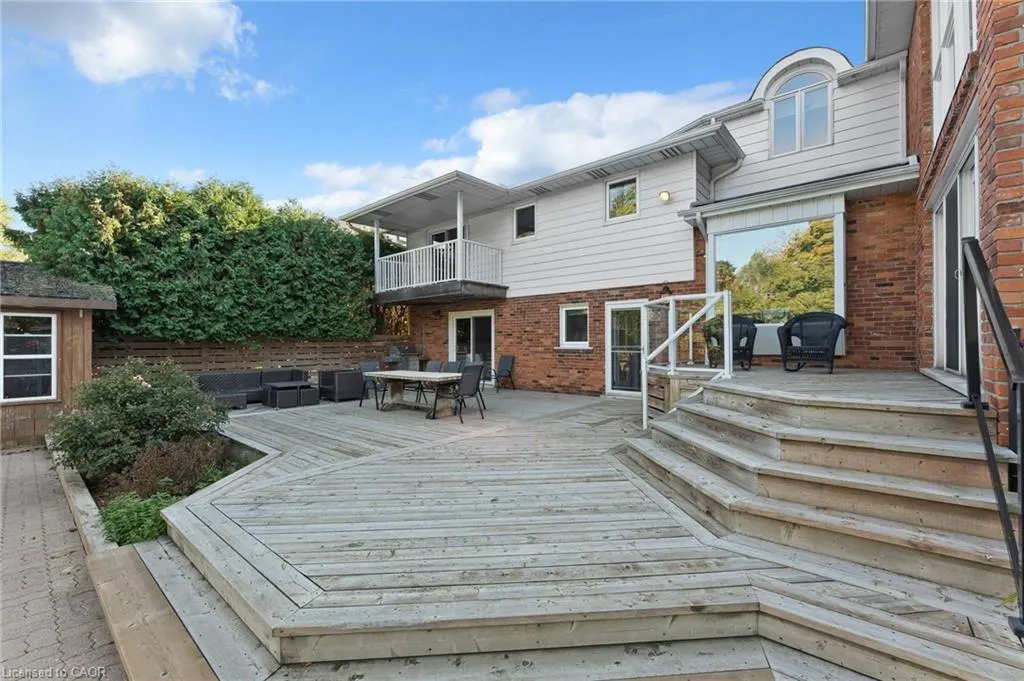 887 Montgomery Drive