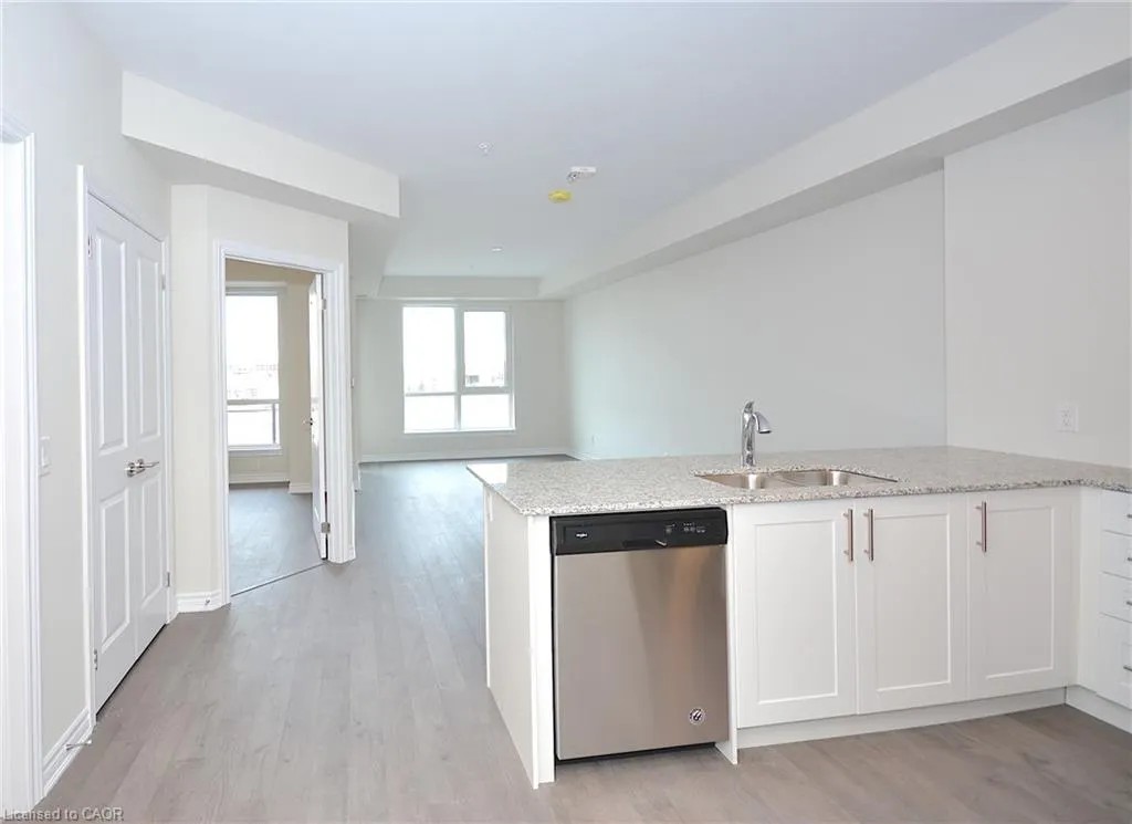 150 Oak Park Boulevard, #316