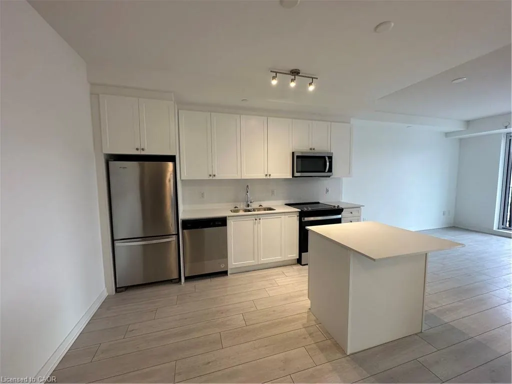 55 Duke Street W, #307