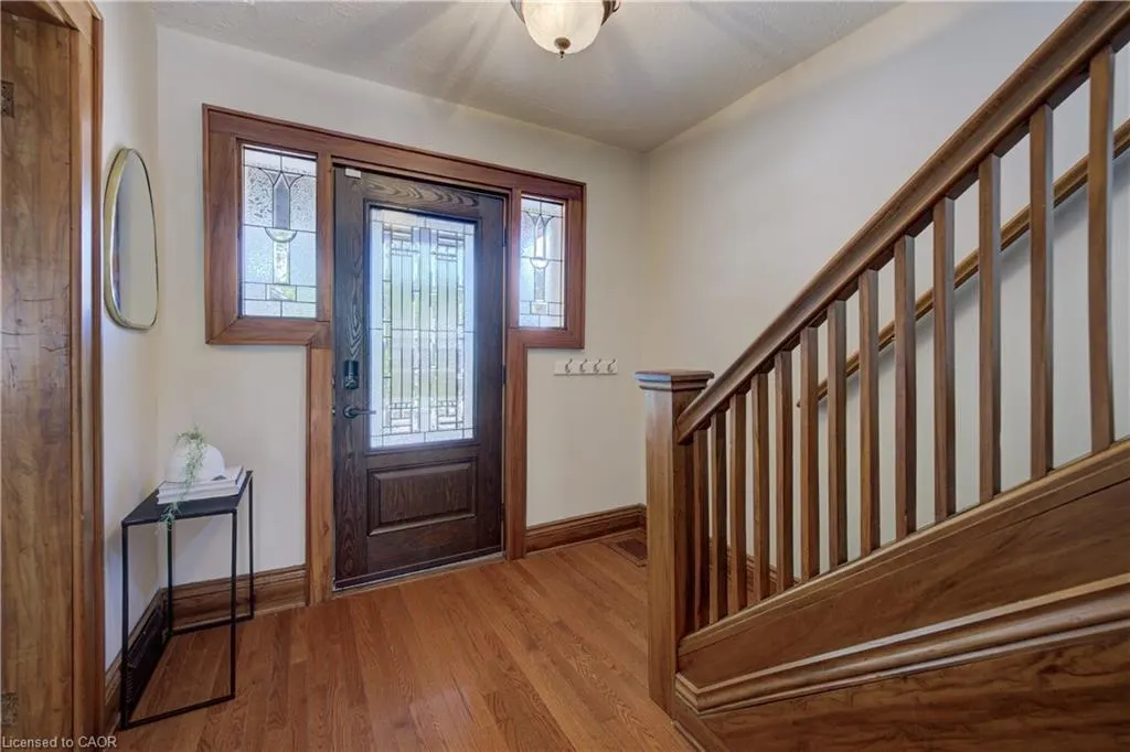 29 Linwood Avenue