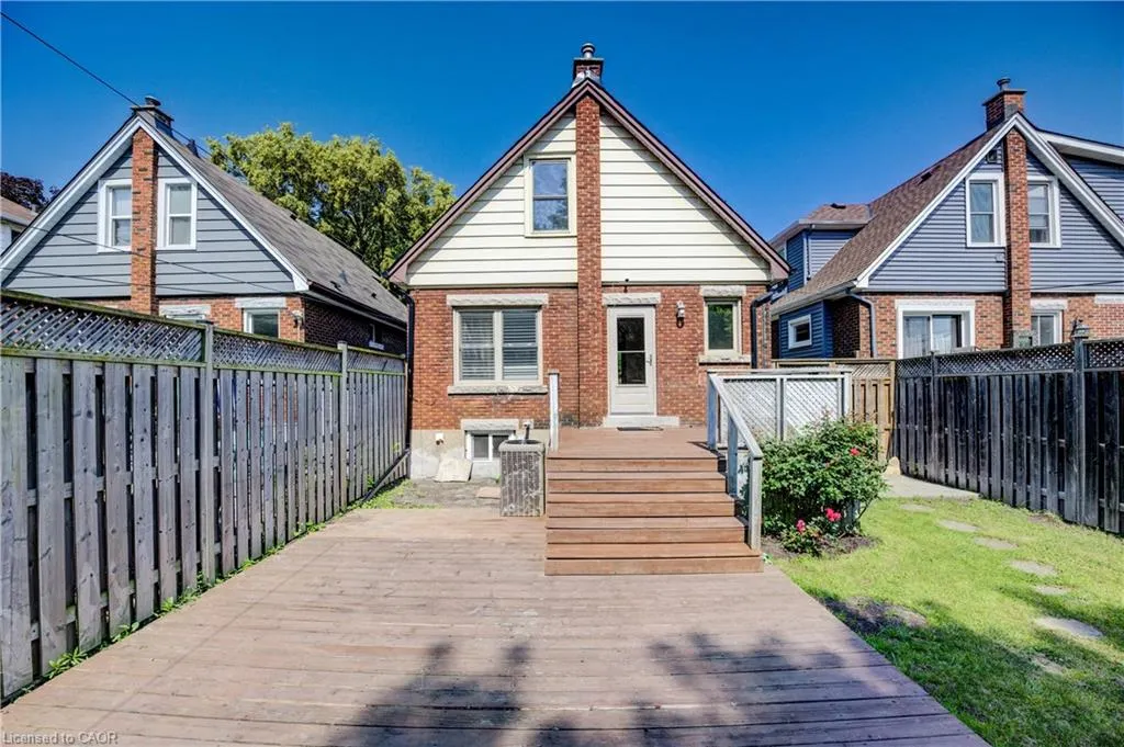29 Linwood Avenue