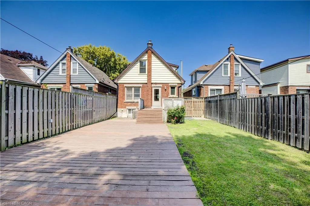 29 Linwood Avenue