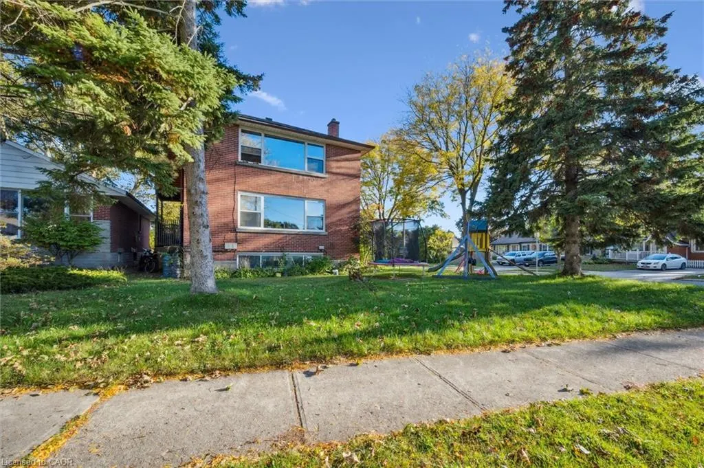 180 Becker Street