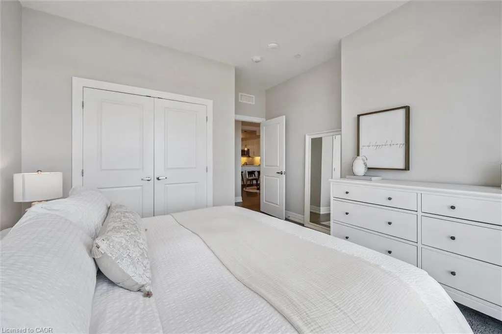 1880 Gordon Street, #1010