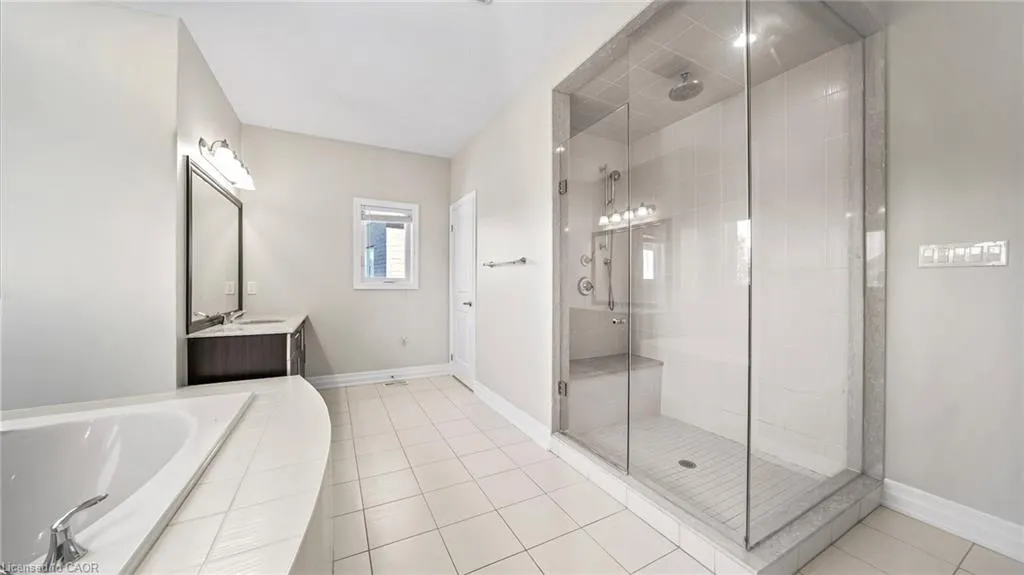 129 Robert Berry Crescent Crescent