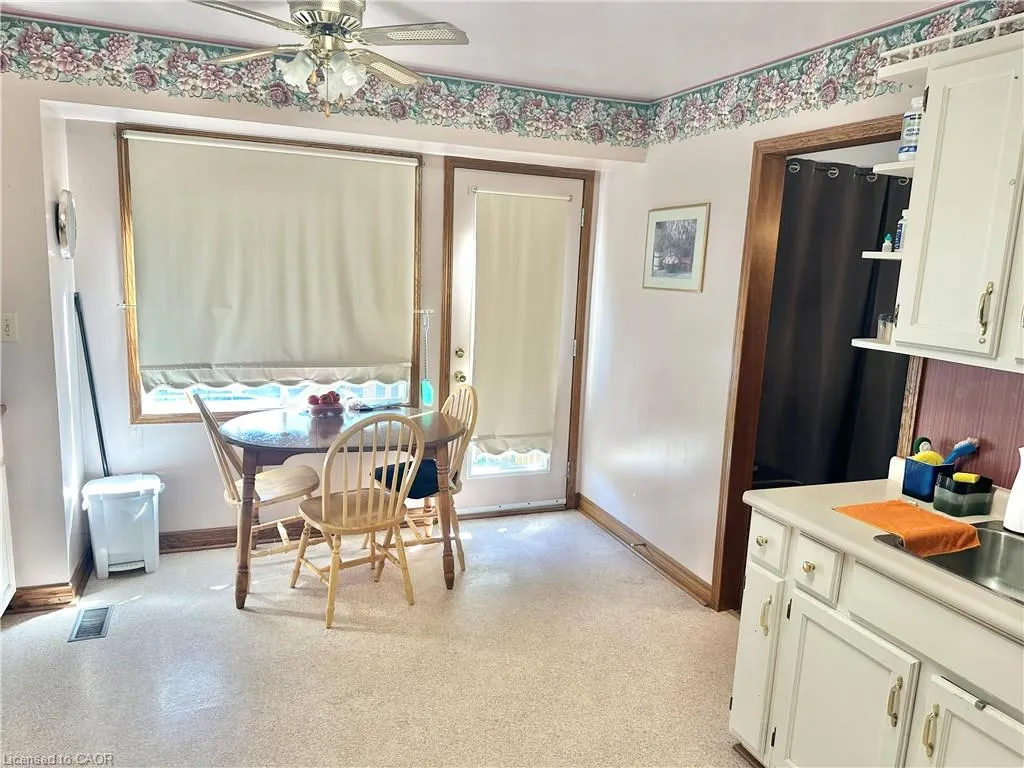 21 Carriage Road