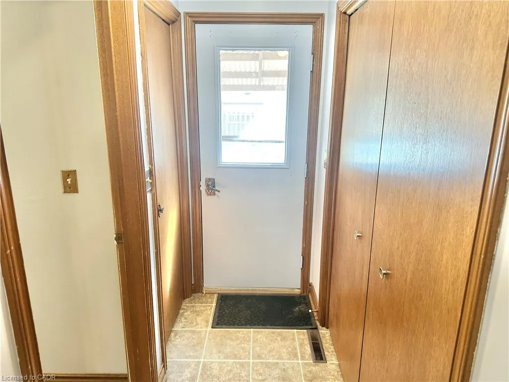 21 Carriage Road