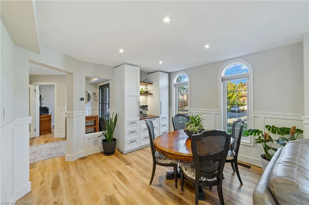 28 Fenwick Place