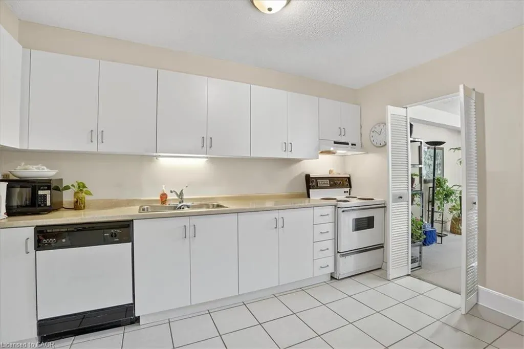 65 Westmount Road N, #108