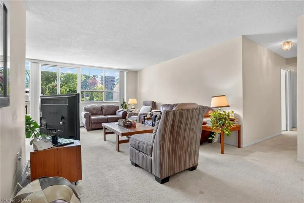 65 Westmount Road N, #108