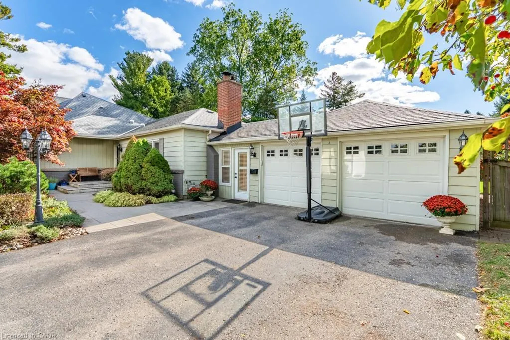 32 Parker Avenue